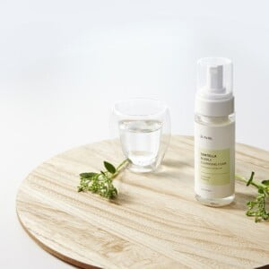 iUNIK Centella Bubble Cleansing Foam 150 ml 7 iUNIK Centella Bubble Cleansing Foam 150 ml - Detergente viso