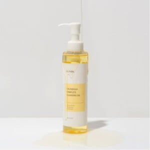 iUNIK Calendula Complete Cleansing Oil 200 ml 6 iUNIK Calendula Complete Cleansing Oil 200 ml - Olio detergente