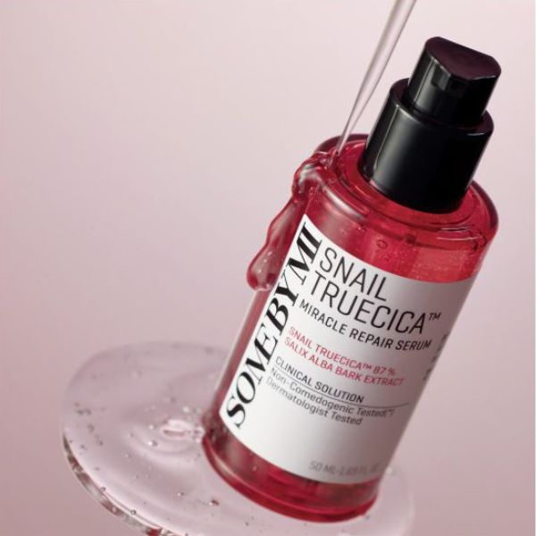 SOMEBYMI Snail Truecica Miracle Repair Serum 50ml 2 SOMEBYMI Snail Truecica Miracle Repair Serum texture