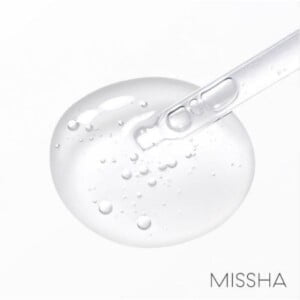 MISSHA Super Aqua Ultra Hyalron Ampoule 47ml 4 MISSHA Super Aqua Ultra Hyalron Ampoule 47ml - Ampoule