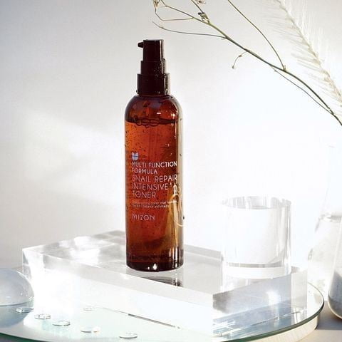MIZON Snail Repair Intensive Toner 100ml - Tonico viso 2 MIZON Snail Repair Intensive Toner 100ml - Tonico viso