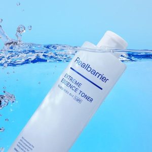 REAL BARRIER Extreme Essence Toner image