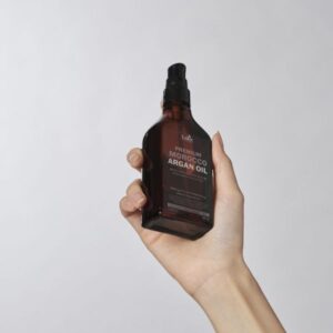 LADOR Premium Morocco Argan Oil 100ml - Olio nutriente capelli 6 LADOR Premium Morocco Argan Oil packaging