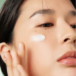 PURITO SEOUL Wonder Releaf Centella Eye Cream Unscented texture