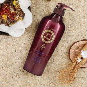 DAENG GI MEO RI Shampoo For Oily Scalp 500ml - Shampoo 3 DAENG GI MEO RI Shampoo For Oily Scalp 500ml - Shampoo