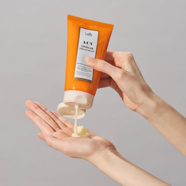 LADOR ACV Vinegar Treatment Travel Size 150ml 2 LADOR ACV Vinegar Treatment Travel Size image