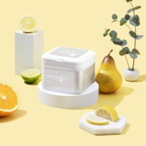 MARY & MAY Niacinanide Vitamin C Brightening Mask 30pcs - Maschere in tessuto