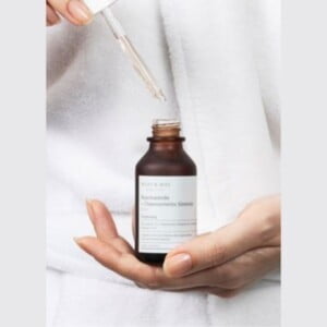 MARY & MAY Niacinamide + Chaenomeles Sinensis Serum 30ml - Siero viso