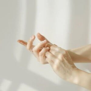 BEAUTY OF JOSEON Green Plum Refreshing Cleanser 100ml 5 BEAUTY OF JOSEON Green Plum Refreshing Cleanser 100ml - Detergente viso