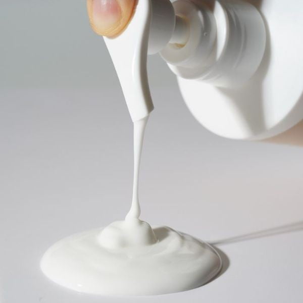 ISNTREE Yam Root Vegan Milk Cleanser 220ml 7 ISNTREE Yam Root Vegan Milk Cleanser 220ml - Latte detergente