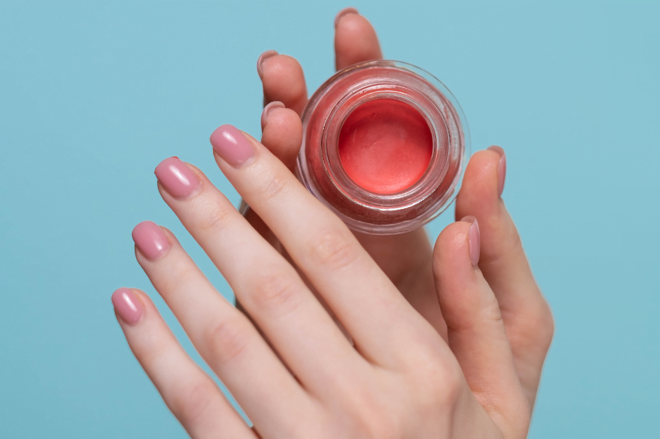 Blush: come si applica, dove e quale scegliere 3 blush