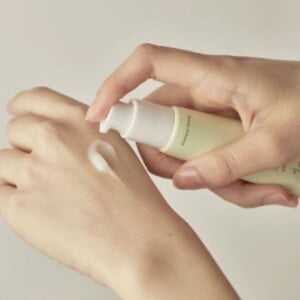 BEAUTY OF JOSEON Light On Serum Centella + Vita C 30ml 6 BEAUTY OF JOSEON Light On Serum Centella + Vita C 30ml - Trattamento illuminante