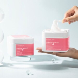 MARY&MAY Hyaluronic Panthenol Hydra Mask 30pc - Maschere in tessuto 5 MARY&MAY Hyaluronic Panthenol Hydra Mask texture