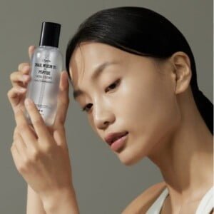JUMISO Snail Mucin 95 + Peptide Facial Essence 140ml 11 JUMISO Snail Mucin 95 + Peptide Facial Essence 140ml - Essenze viso coreane