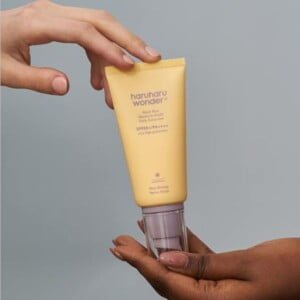 HARUHARU WONDER Black Rice Moisture Airyfit Daily Sunscreen SPF 50+/PA++++ 50ml 9 HARUHARU WONDER Black Rice Moisture Airyfit Daily Sunscreen SPF 50+/PA++++ 50ml- Crema solare