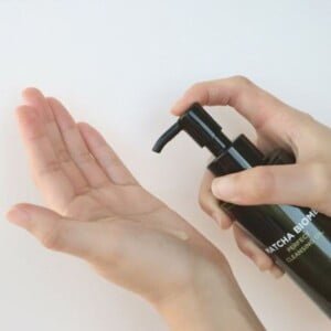 EXPIRING - HEIMISH Matcha Biome Perfect Cleansing Oil 150ml - Scad. 01/2027 7 HEIMISH Matcha Biome Perfect Cleansing Oil 150ml - Olio struccante