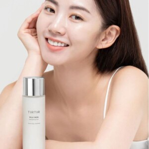 TIRTIR Milk Skin Toner 150ml 6 TIRTIR Milk Skin Toner finish