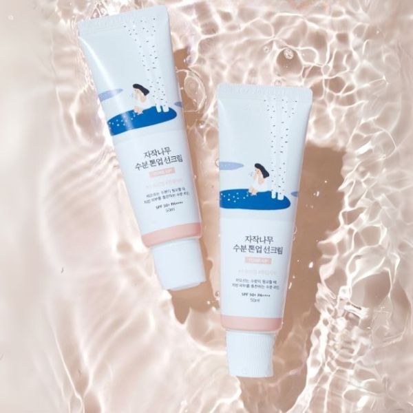 ROUND LAB Birch Juice Moisturizing Tone-Up Sunscreen SPF50+ PA++++ 50ml 6 ROUND LAB Birch Juice Moisturizing Tone-Up Sunscreen packaging