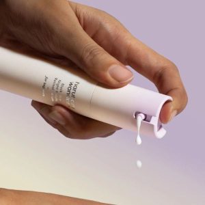 HARUHARU WONDER Black Rice Night Knight Retinol Serum texture