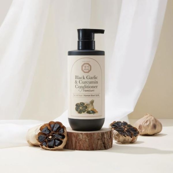 DAENG GI MEO RI Black Garlic And Curcumin Conditioner 500ml 3 DAENG GI MEO RI Black Garlic And Curcumin Conditioner INGREDIENTS