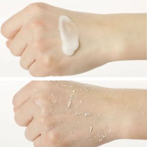 MANYO Galactomy Enzyme Peeling Gel texture