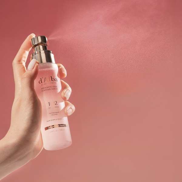 D'ALBA Professional Reparing Hair Perfume Serum 50ml 3 D'ALBA Professional Reparing Hair Perfume Serum texture