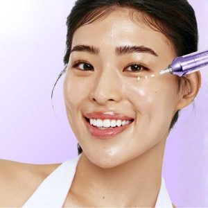 NUMBUZIN No.9 NAD+ Retinol Volumetox Eye Cream texture 2
