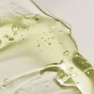 SHAISHAISHAI Green Papaya pH Balanced Cleanser texture 2