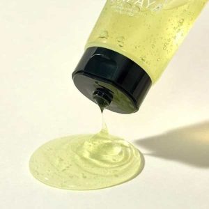 SHAISHAISHAI Green Papaya pH Balanced Cleanser texture