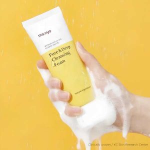 MANYO Pure & Deep Cleansing Foam texture