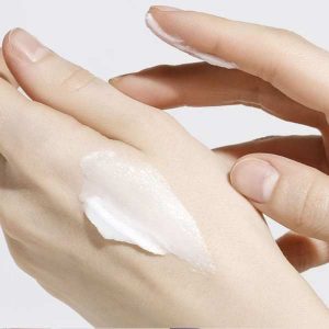 PYUNKANG YUL Moisture Cream finish