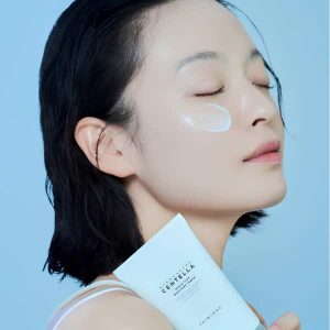 SKIN1004 Madagascar Centella Hyalu-Cica Moisture Cream texture