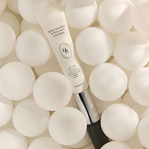 HEVEBLUE Black Yuja Bean Lifting Auto Eye Cream image