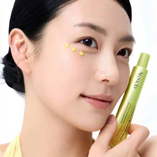 ARENCIA Vitamin C Booster Shot 30ml 2 ARENCIA Vitamin C Booster Shot TEXTURE