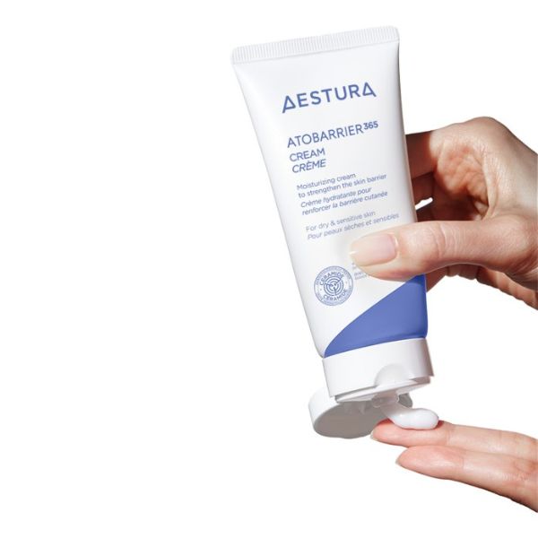 AESTURA Atobarrier 365 Cream 80ml 4 AESTURA Atobarrier 365 Cream texture 2