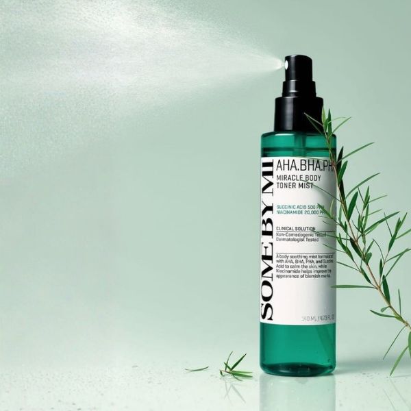 SOMEBYMI AHA-BHA-PHA 30 Days Miracle Body Toner Mist 150ml 10 SOMEBYMI AHA-BHA-PHA 30 Days Miracle Body Toner Mist texture