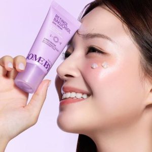 SOMEBYMI Retinol Bakuchiol Dual Cream texture 2